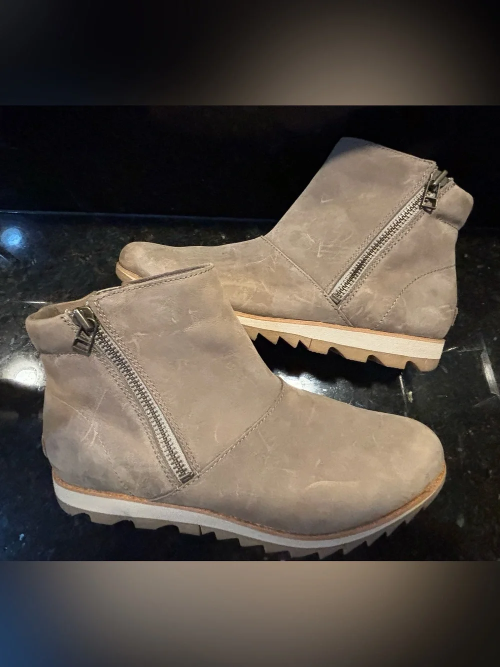 Sorel Harlow Chelsea Sz 10 Waterproof Tan Suede Womens Boots See Description